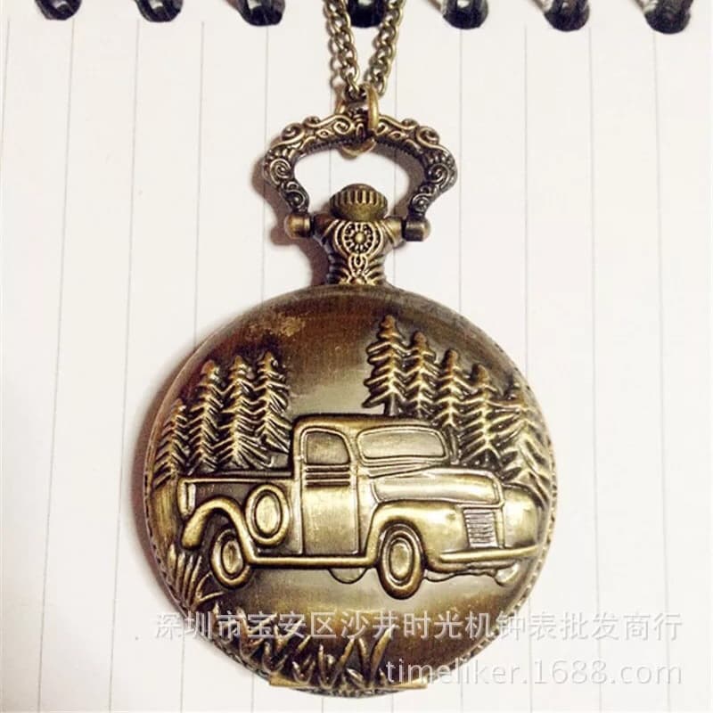 British Fashion Antique Large Classic Car Pocket Watch Nostalgic Quartz Sweater Chain Watch Gift Watch Wholesale 2