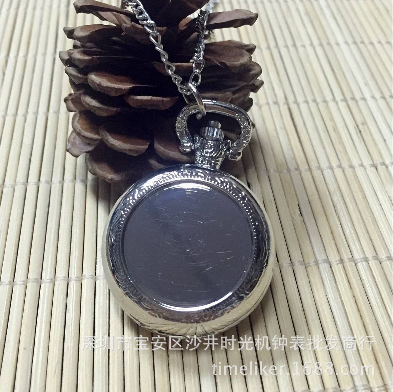 Silver medium patch pocket watch long sweater necklace watch creative gift customization can be attached to photos Taobao 2