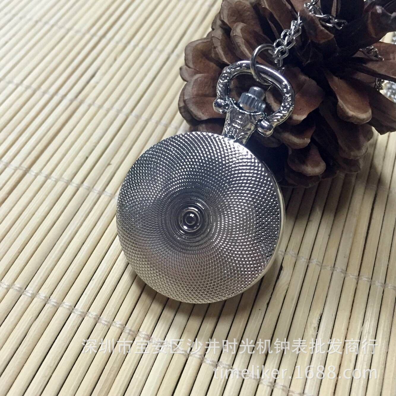 Silver medium patch pocket watch long sweater necklace watch creative gift customization can be attached to photos Taobao 4
