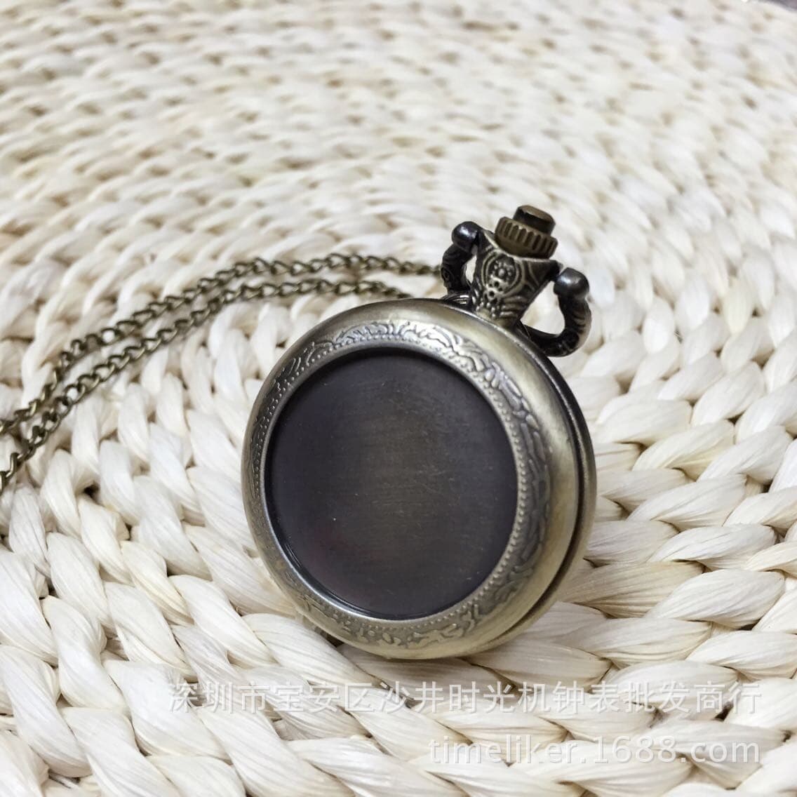 Silver medium patch pocket watch long sweater necklace watch creative gift customization can be attached to photos Taobao 5