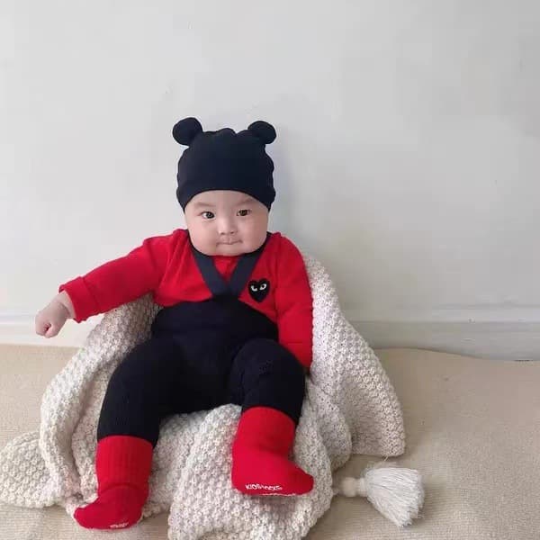 Live supply of baby core-spun yarn knitted 2026 spring baby wool long-sleeved baby sweater in stock 2