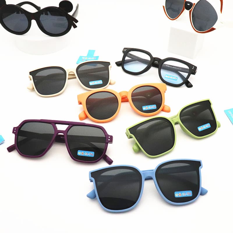 Children's polarized sunglasses wholesale, boys and girls silicone super soft polarized glasses, fashionable kids and baby sunglasses 6
