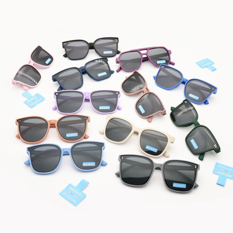 Children's polarized sunglasses wholesale, boys and girls silicone super soft polarized glasses, fashionable kids and baby sunglasses 9