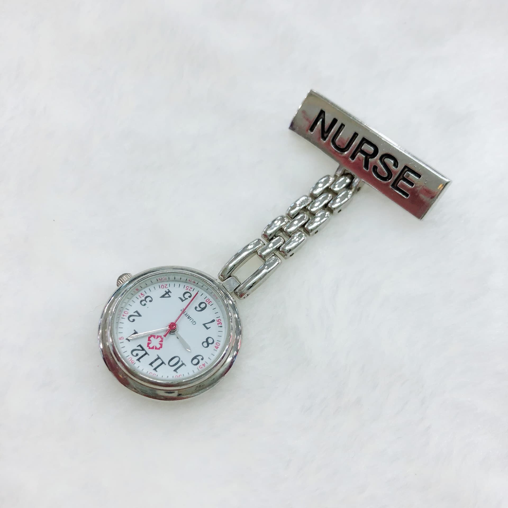 Spot medical hanging watch zinc alloy pin thin strap nurse watch creative gift watch Korean version simple hanging watch 3