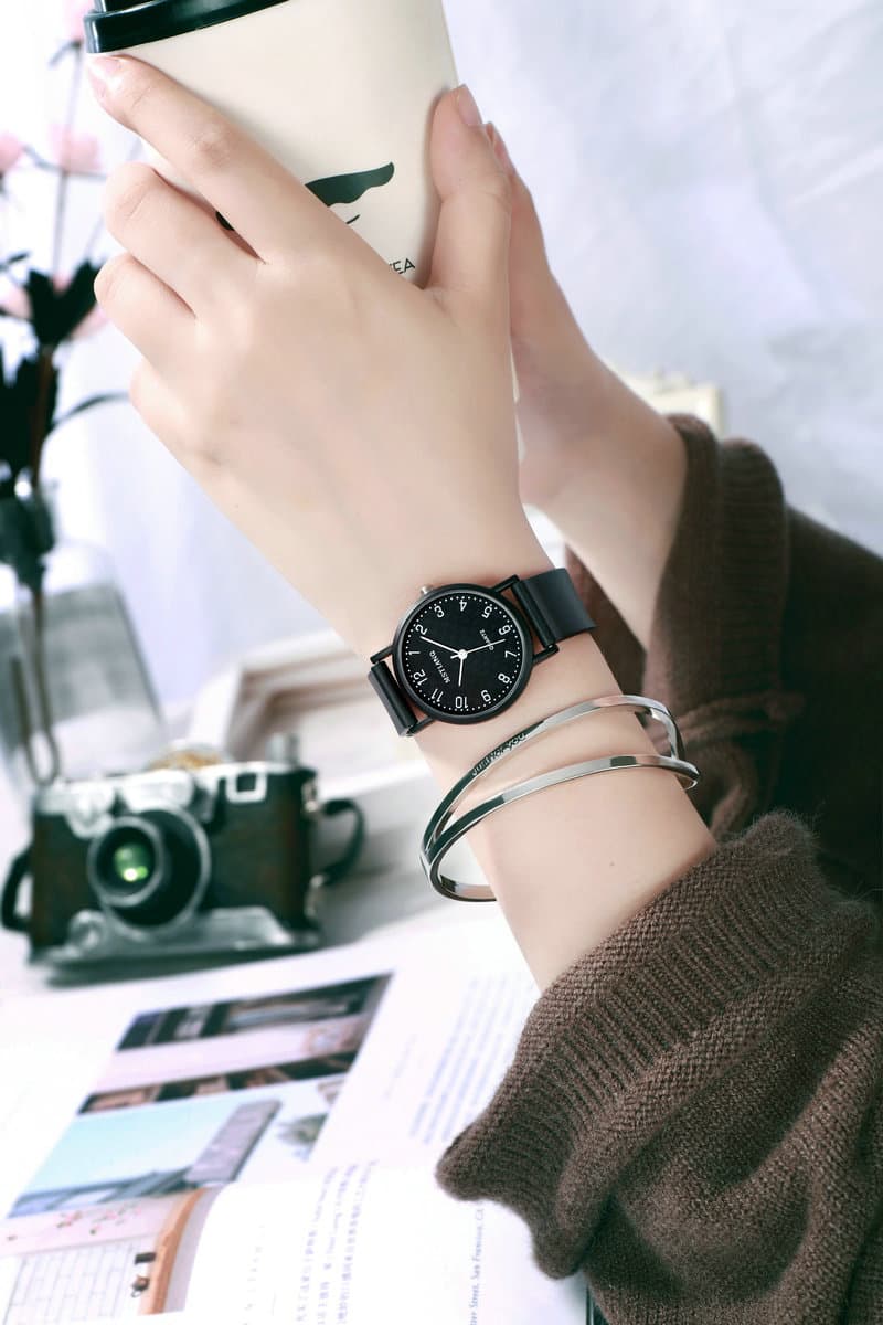 Popular watches for female students Korean version simple trendy sports and leisure men's atmospheric retro college style couple's watch 8