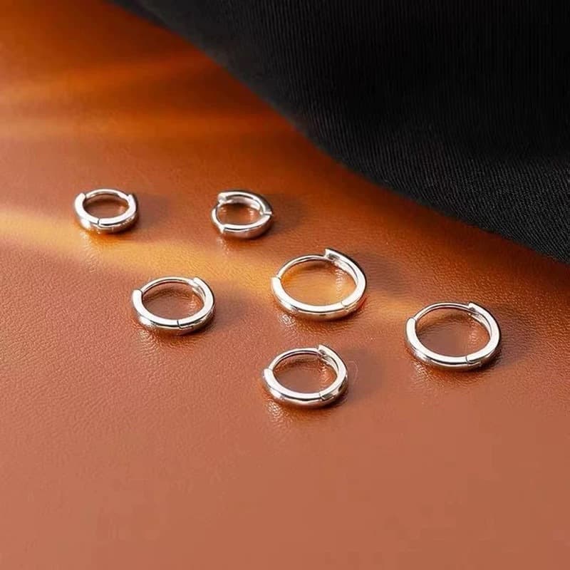 Glossy earrings for men and women, fashionable light luxury exquisite earrings, Korean style sweet and cool trendy wear, couple ear bone nails 3