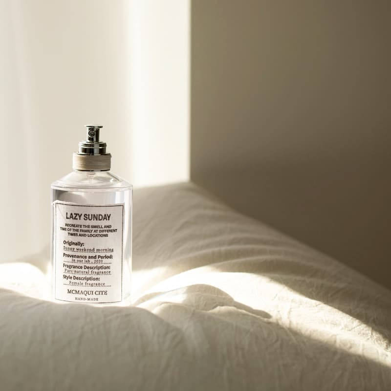Internet celebrity hot model She Wolf Lazy Weekend Flower Market Fireplace Firelight Women's Perfume Long-lasting Light Fragrance Vietnam Batch 5