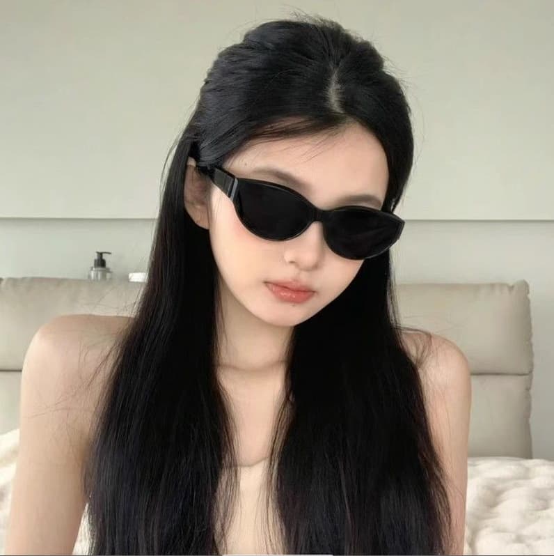 Black glasses and sunglasses 2026 new small frame cat eye sunglasses cross-border personalized sunglasses frames wholesale 7