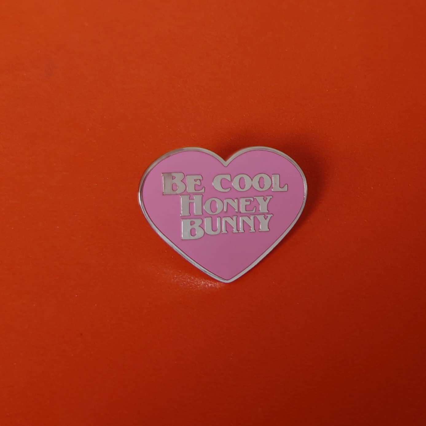 Creative Harry love brooch, cool metal enamel badge, fashionable lapel shirt pin, jewelry accessories