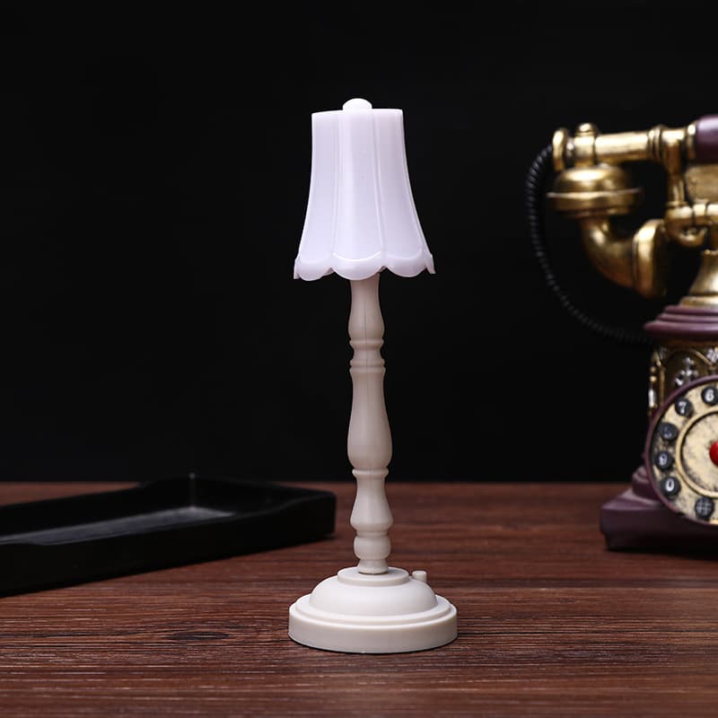 Cross-border European retro table lamp dormitory bedroom bedside lamp eye protection mini night light desktop decoration atmosphere lamp 5
