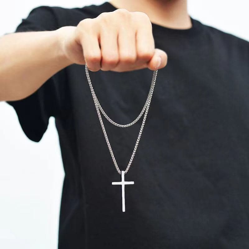 Cross-border European and American new titanium steel cross necklace men's trendy and versatile stainless steel cross pendant sweater chain accessories 2