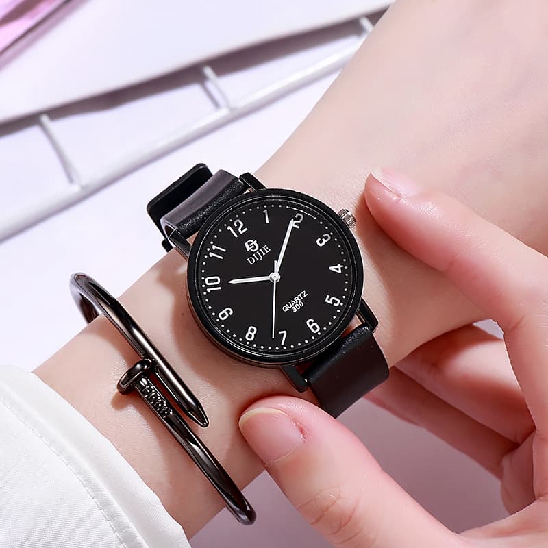 Student exam watch women's ins niche design fashion trend fashionable temperament junior high school couple quartz watch 4