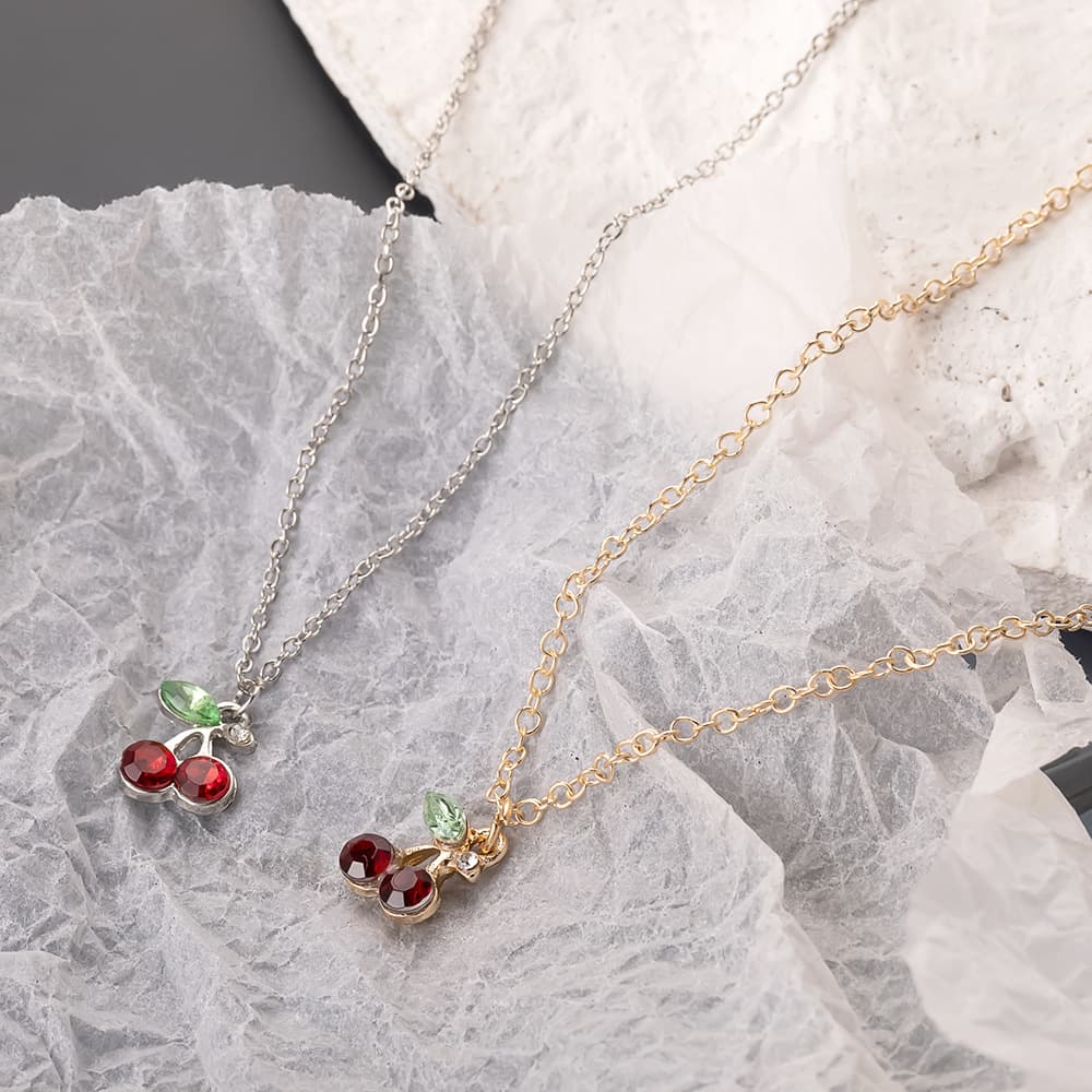 Cross-border Korean version of ins hot-selling jewelry, fashionable and cute dotted diamond red cherry necklace necklace wholesale, exclusive for foreign trade 4