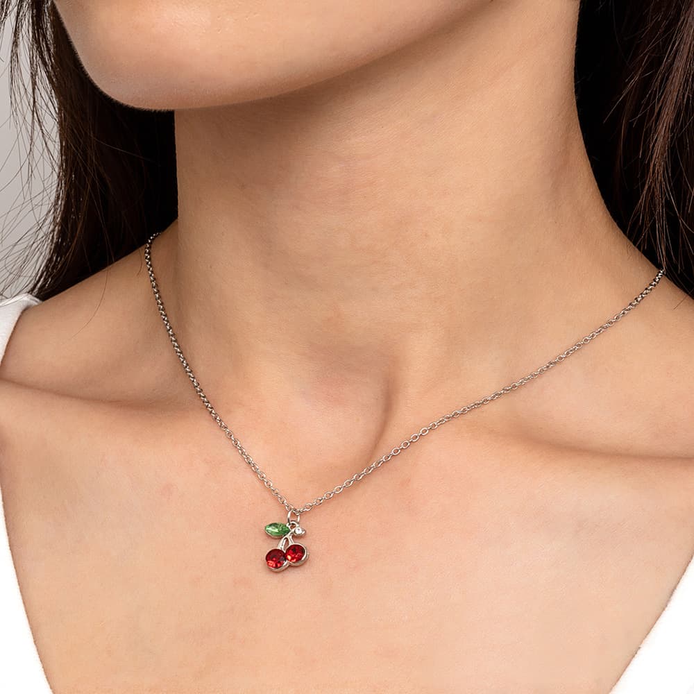 Cross-border Korean version of ins hot-selling jewelry, fashionable and cute dotted diamond red cherry necklace necklace wholesale, exclusive for foreign trade