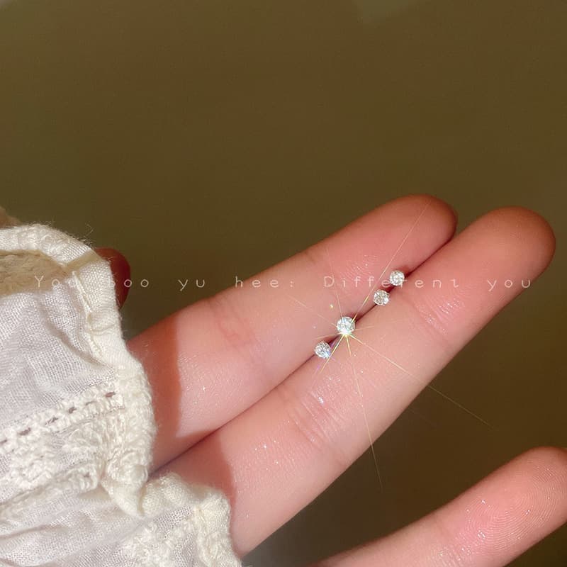 S925 sterling silver needle exquisite and compact design earrings for women niche high-end piercing free ear bone ear stick earrings 3