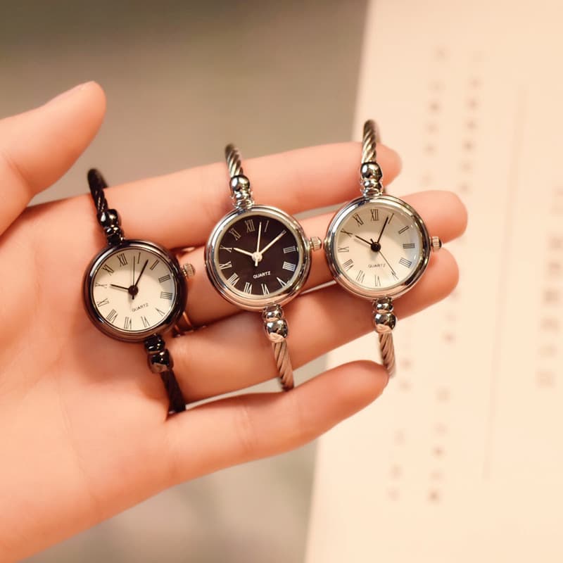 Casual women's watch small fresh watch student Korean version simple trend ulzzang bracelet style female student 2