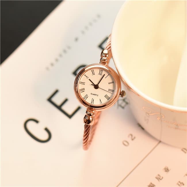 Casual women's watch small fresh watch student Korean version simple trend ulzzang bracelet style female student 3