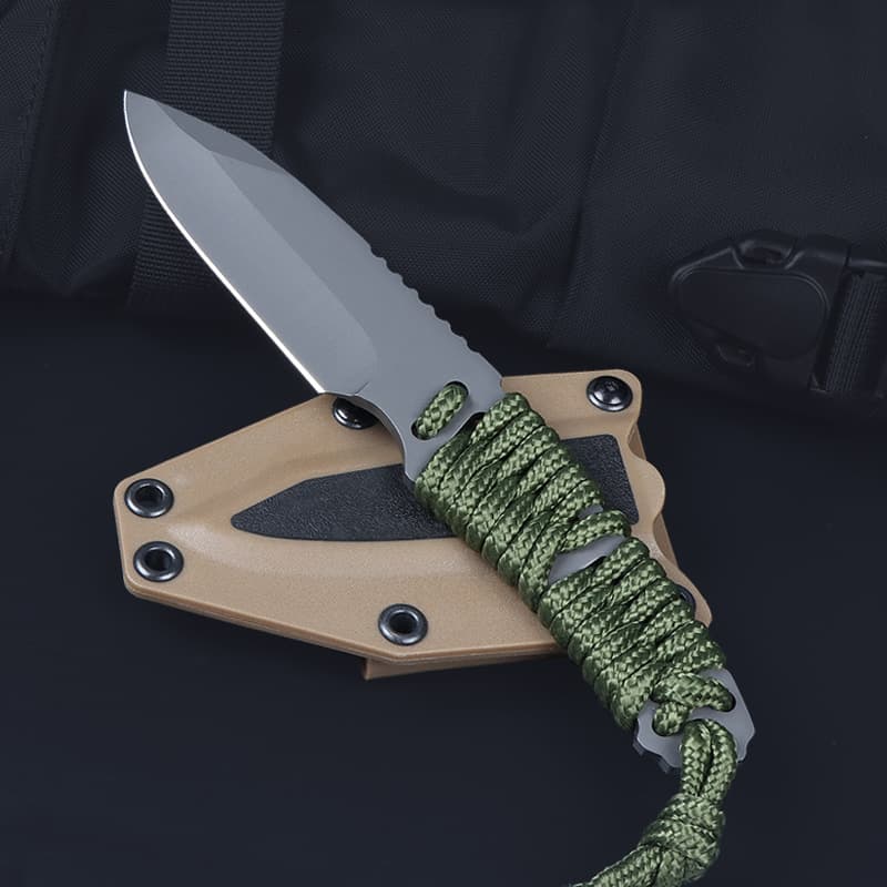 Outdoor straight knife integrated K sheath camping survival broken window tool knife high hardness stainless steel small multi-function 4