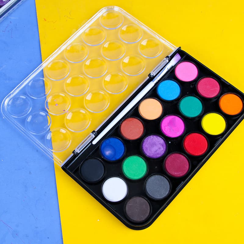 Little Carney solid watercolor paint set for beginners 12 18 24 36 color sketching DIY art painting gouache 4
