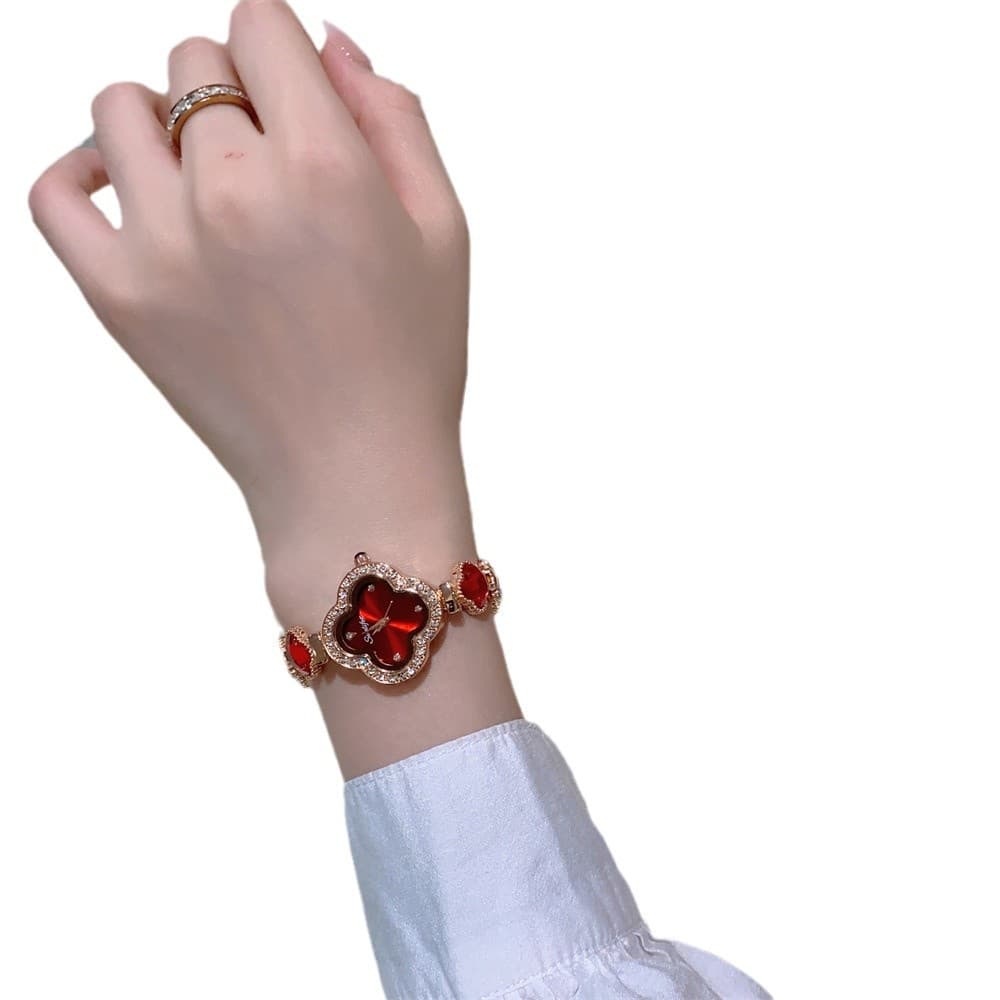 Four-leaf clover watch women's bracelet green diamond high-end fashion temperament exquisite ladies watch diamond 6