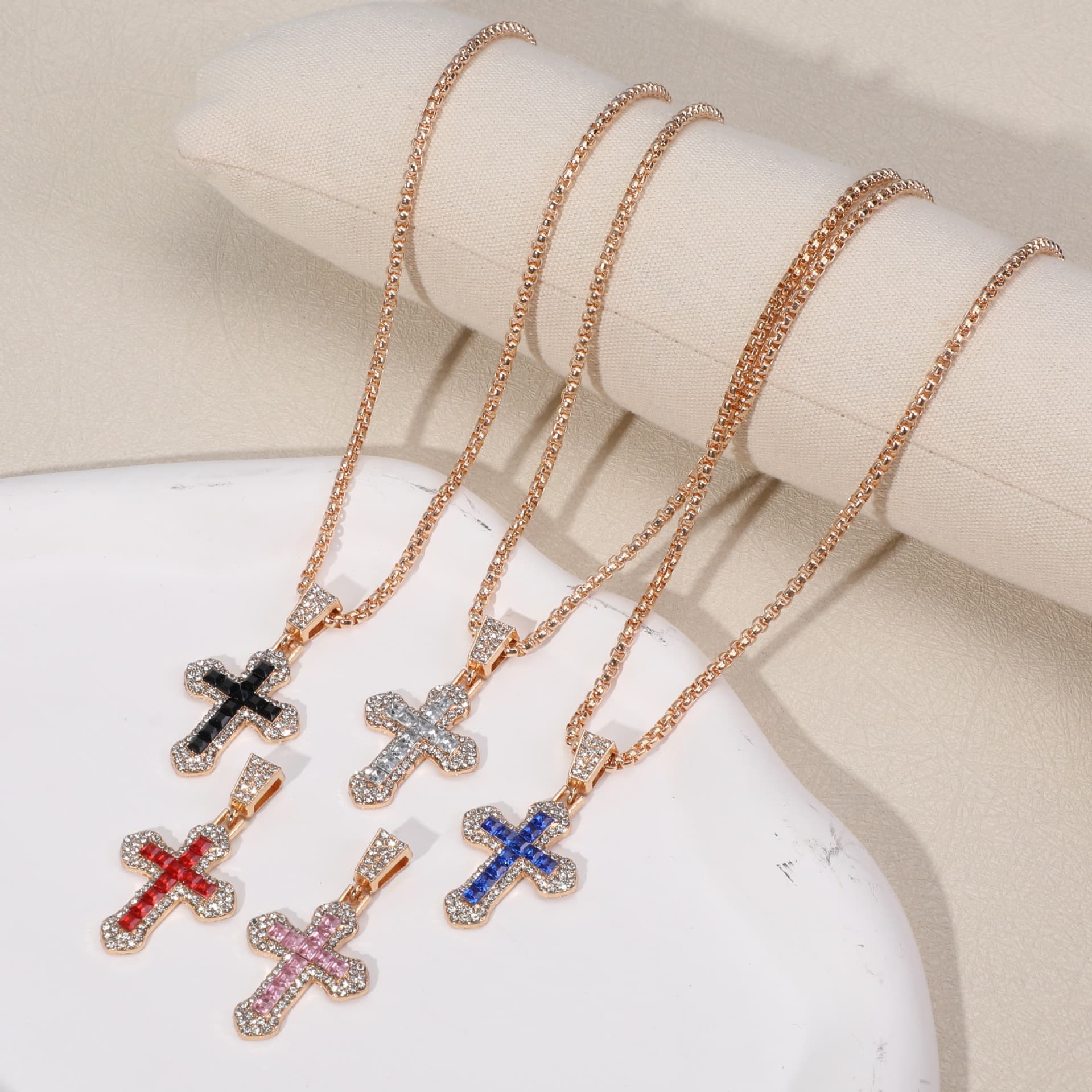 Cross-border cross necklace hip-hop style zircon pendant jewelry titanium steel versatile necklace personalized sparkling jewelry wholesale 4