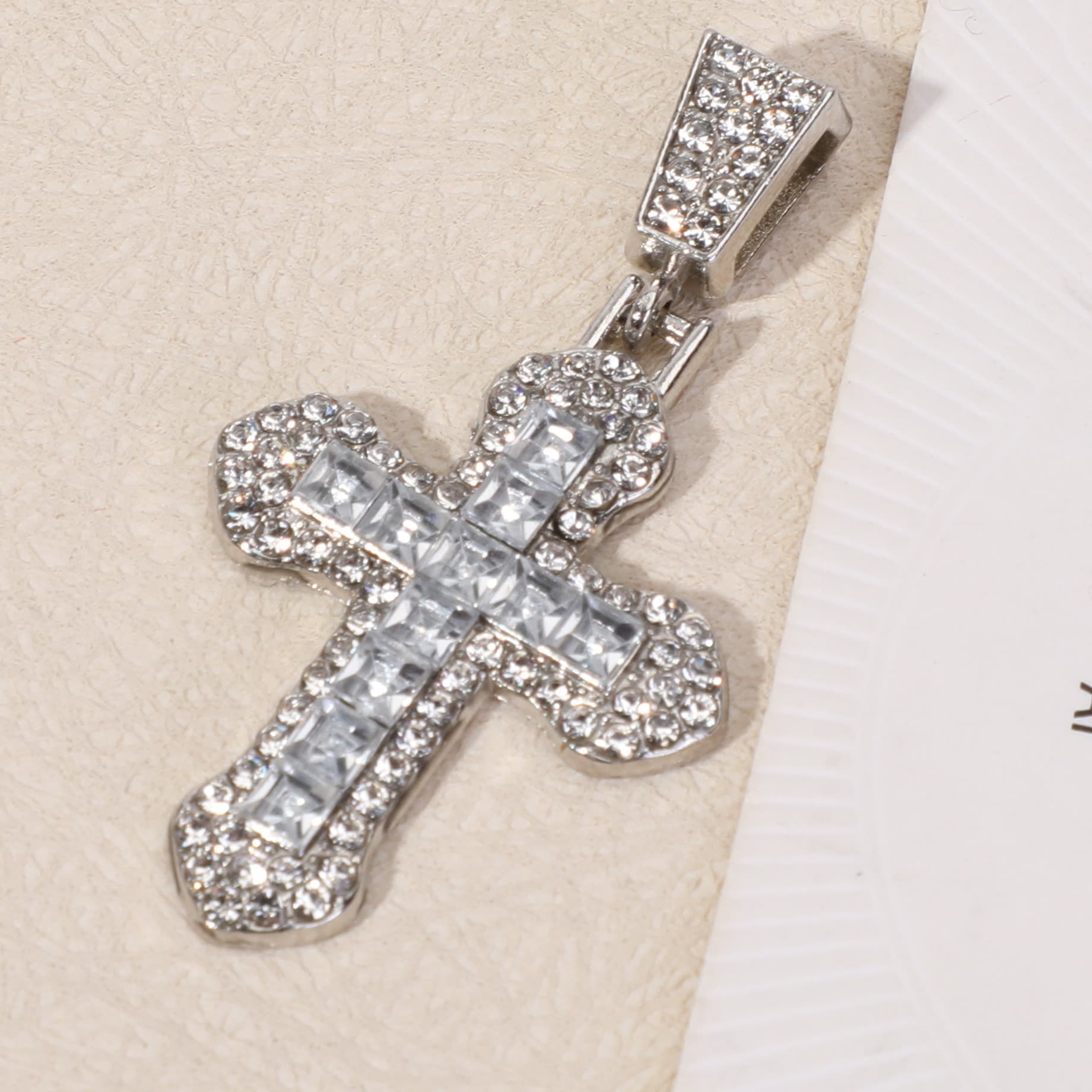 Cross-border cross necklace hip-hop style zircon pendant jewelry titanium steel versatile necklace personalized sparkling jewelry wholesale 9