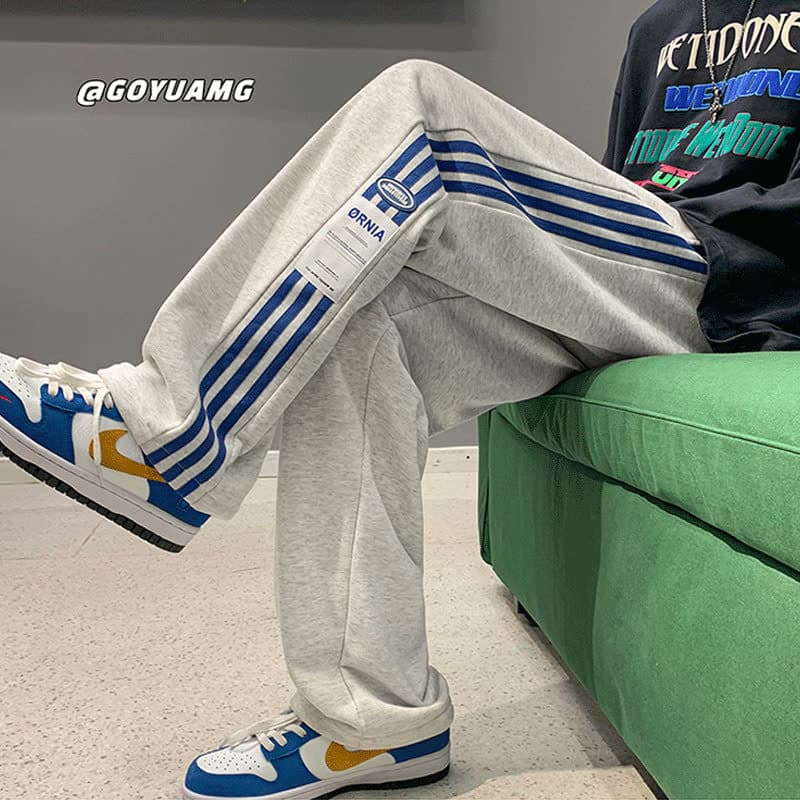 American high street trousers for men in autumn and winter new trendy brand sports pants for teenagers loose straight casual trousers 2