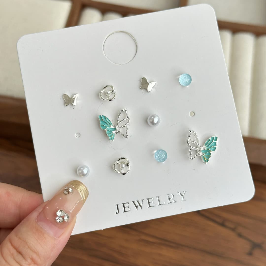 Sweet and cute silver needle small and exquisite alloy stud earrings niche design new set ins fresh butterfly earrings 7