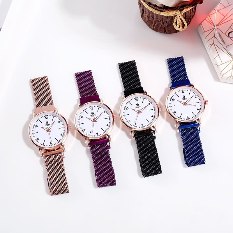 Light luxury quartz French forest style whitening fashionable lady magnet trendy best friend gift forest style high-value watch 5