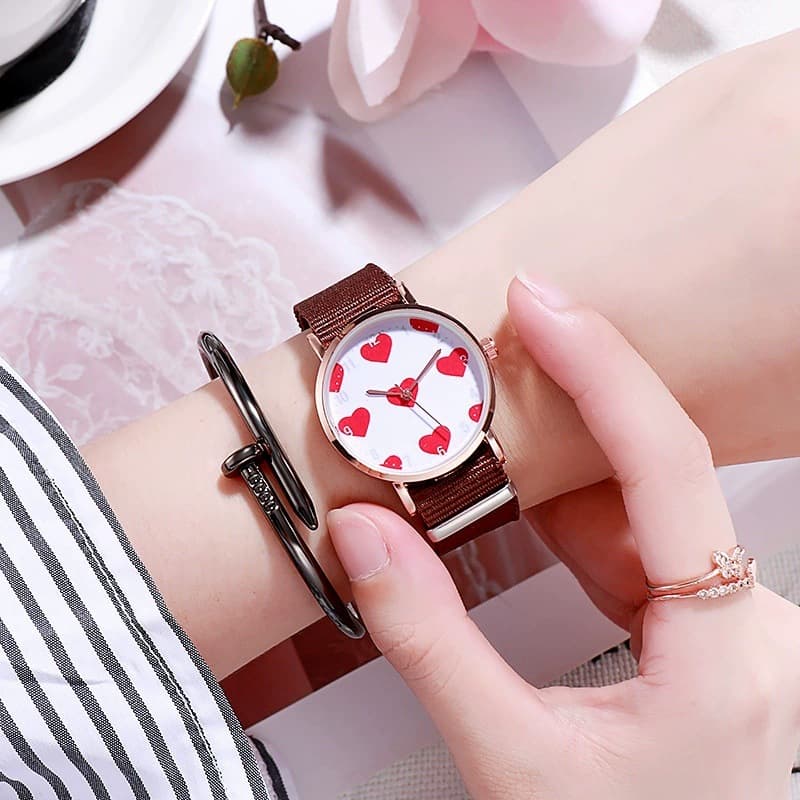 Cute niche watch for men and women, light luxury ins style women's watch, Internet celebrity, same trendy student, simple temperament gift 8