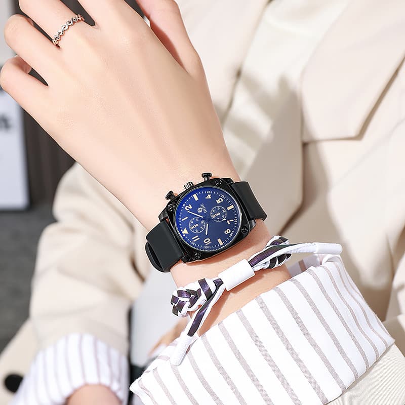 New authentic fashion watches for teenagers, cool and handsome watches for male and female students, niche, light luxury, high appearance, simple 7