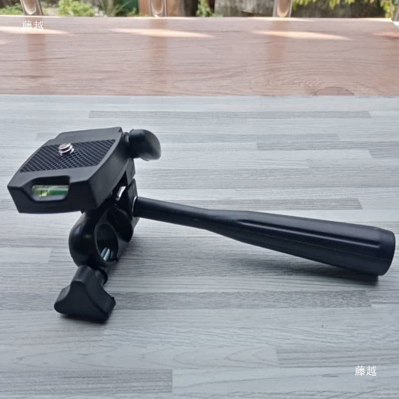 Three-dimensional pan/tilt camera tripod accessories mobile phone video live broadcast night fishing laser cannon light connection bracket clip head 5