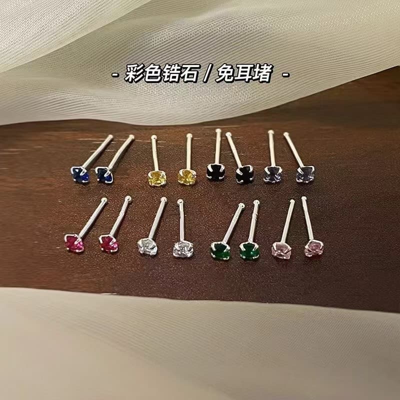 Mini 925-needle four-claw colored diamond, no need to pick out ear piercing ear sticks for sleeping, ins style ear bone exquisite earrings 2