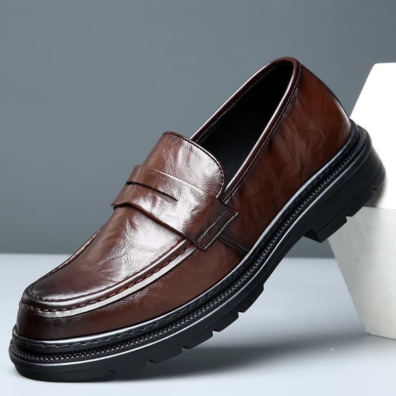 Leather shoes for men, autumn new business men's shoes, thick-soled slip-on casual leather shoes, comfortable and lightweight lazy loafers 8