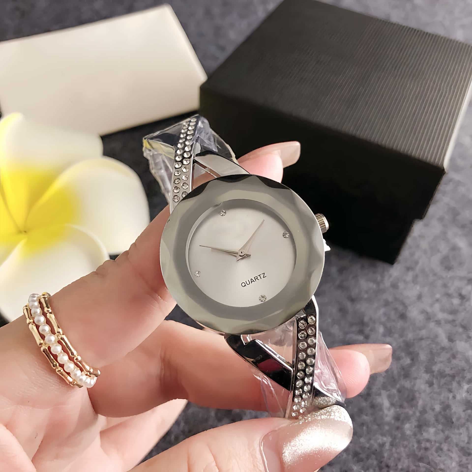 Bracelet Korean style fashion watch female student simple temperament bracelet compact fashion watch small dial ins feng shui diamond 9