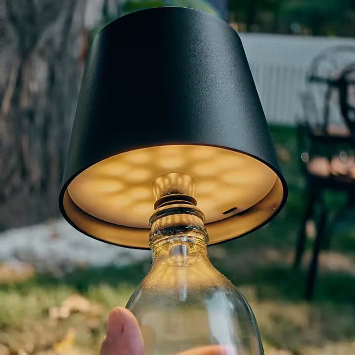 Cross-border creative atmosphere desk lamp light luxury advanced dimmable LED rechargeable decorative lamp plug-in desk lamp wine bottle lamp 5