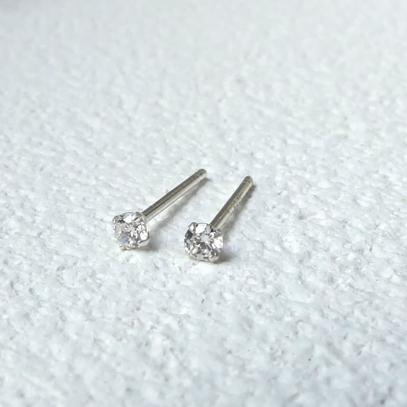 Small diamond versatile silver needle mini ins earrings simple and compact daily ear piercing for sleeping without removing ear bone earrings for women 5