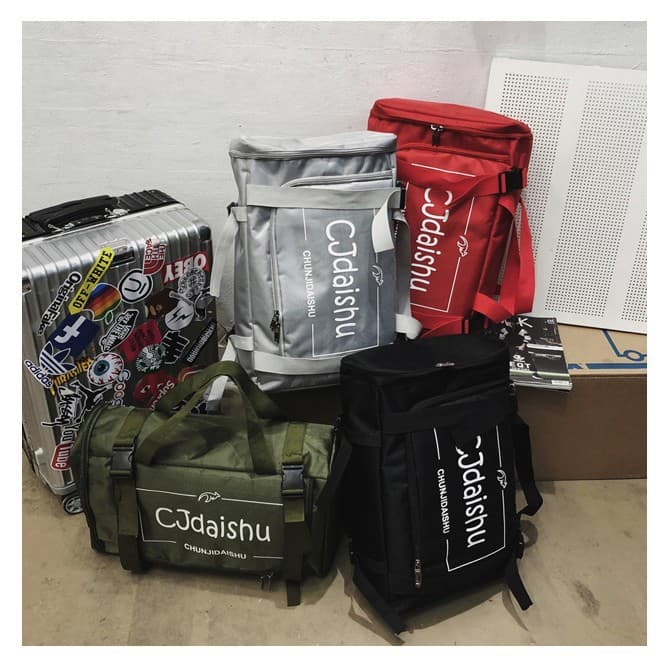 2025 sports trend Korean version student schoolbag outdoor travel shoulder handbag multi-functional fashion fitness bag 5