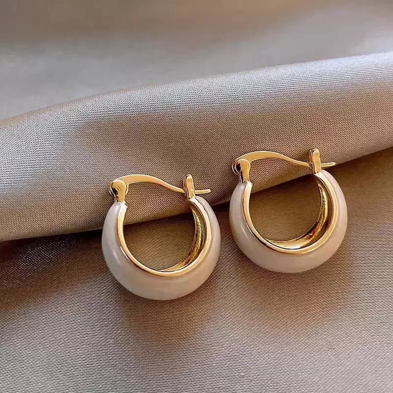 New retro cool earrings Maillard fashionable earrings niche design simple light luxury earrings 8