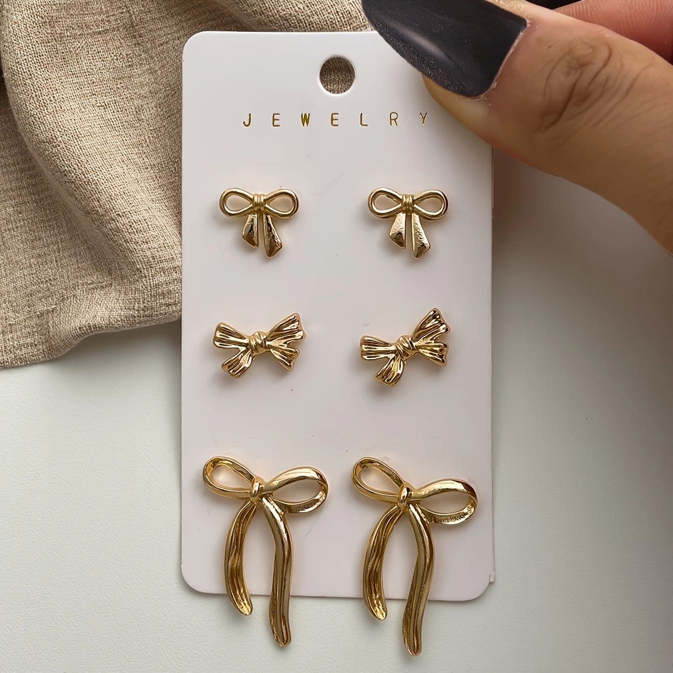 6-piece cross-border best-selling hollow bow-shaped earring set, fashionable and elegant earrings for women, foreign trade accessories
