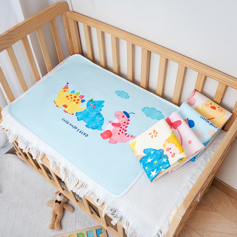Baby diaper pad waterproof and machine washable diaper changing pad baby rocking blue stroller urine barrier cartoon pattern 2