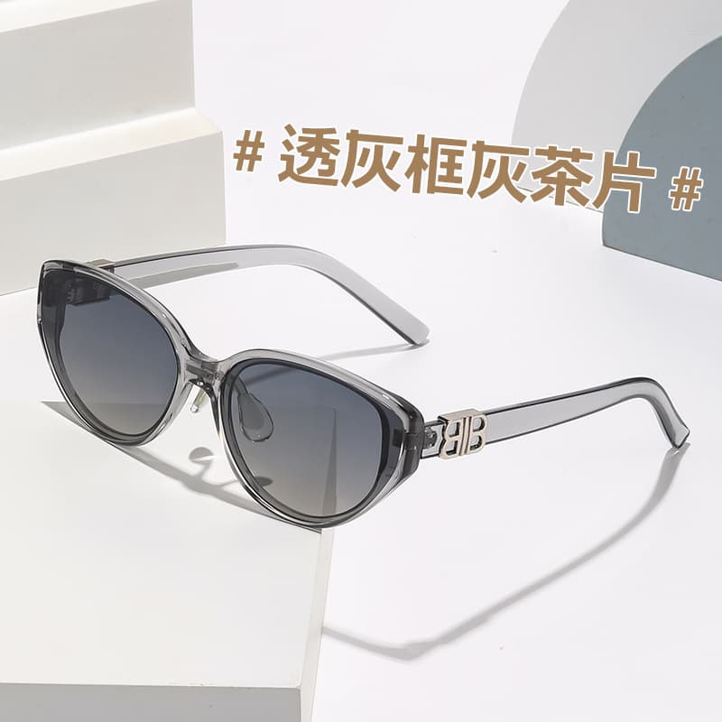 New style simple and versatile women's sunglasses, women's fashionable concave shape sunglasses, face-showing small anti-UV sunglasses 8