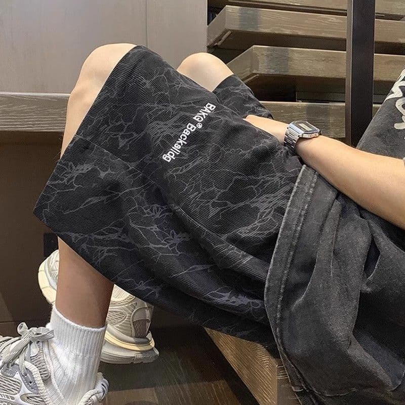 Summer loose shorts, casual sports pants, American tie-dye embroidered quarter pants, men's medium pants, large pants for boys 8