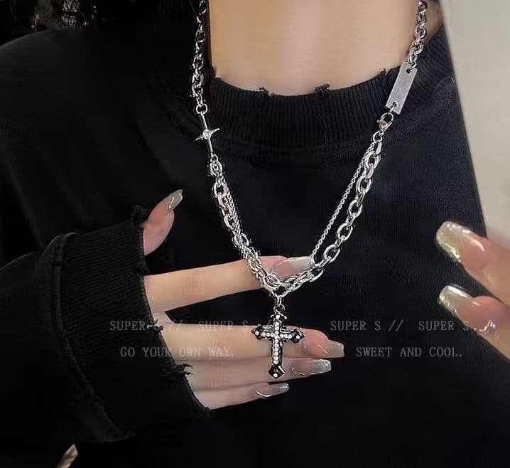 New cross pendant men's necklace women's trendy titanium steel chain accessories sweet and cool trendy sweater pendant design 9