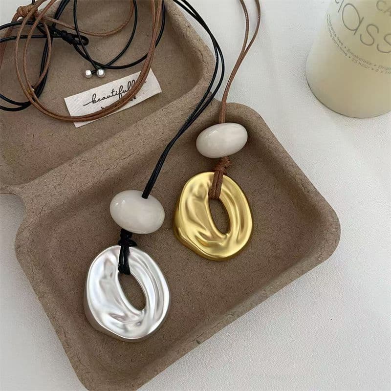 Korean blogger's same style sweater chain, irregular geometric love pendant necklace, pull-out adjustable accessories 2