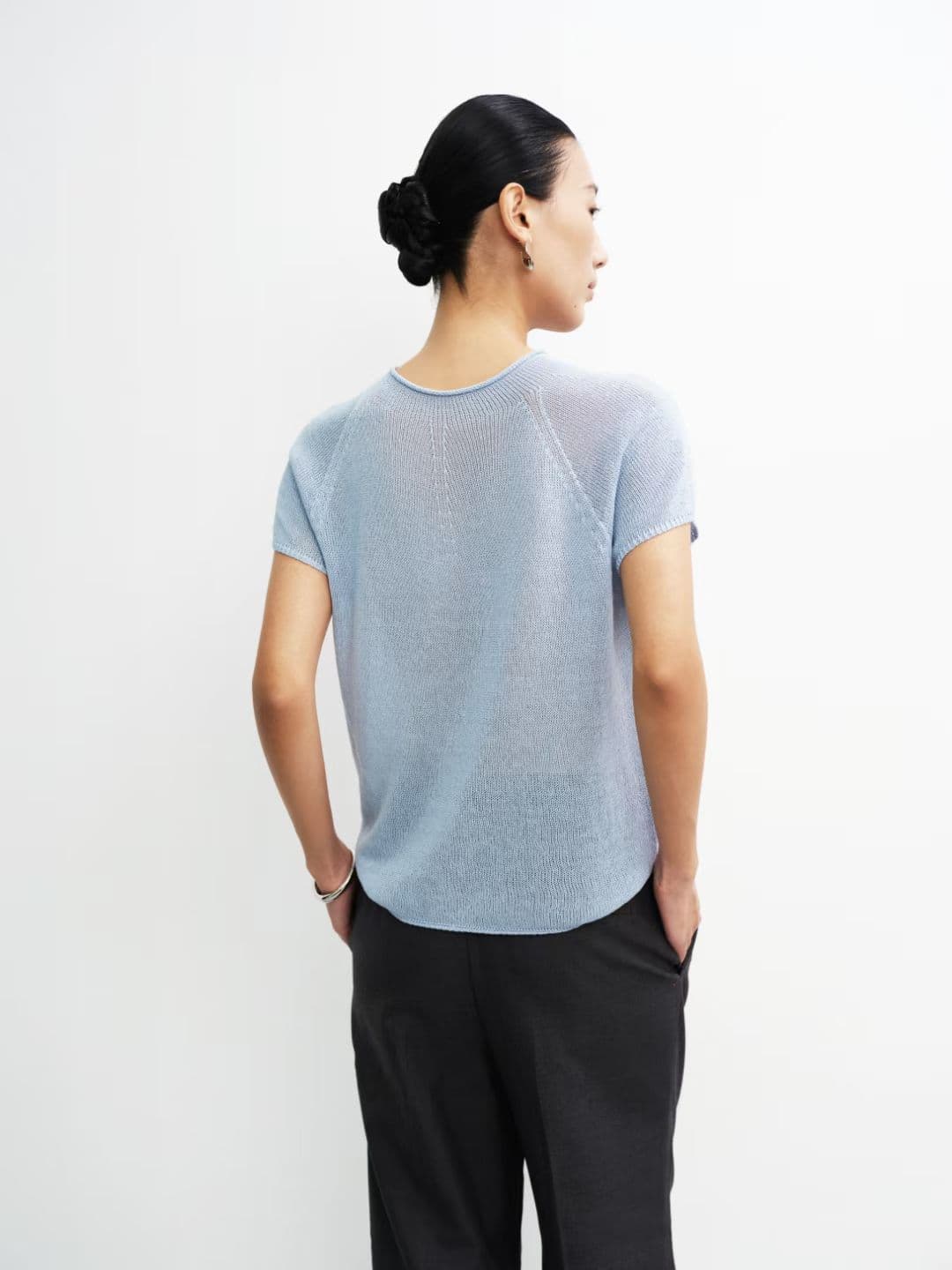 Import minimalistic respiratory knitted breathable sweater 2