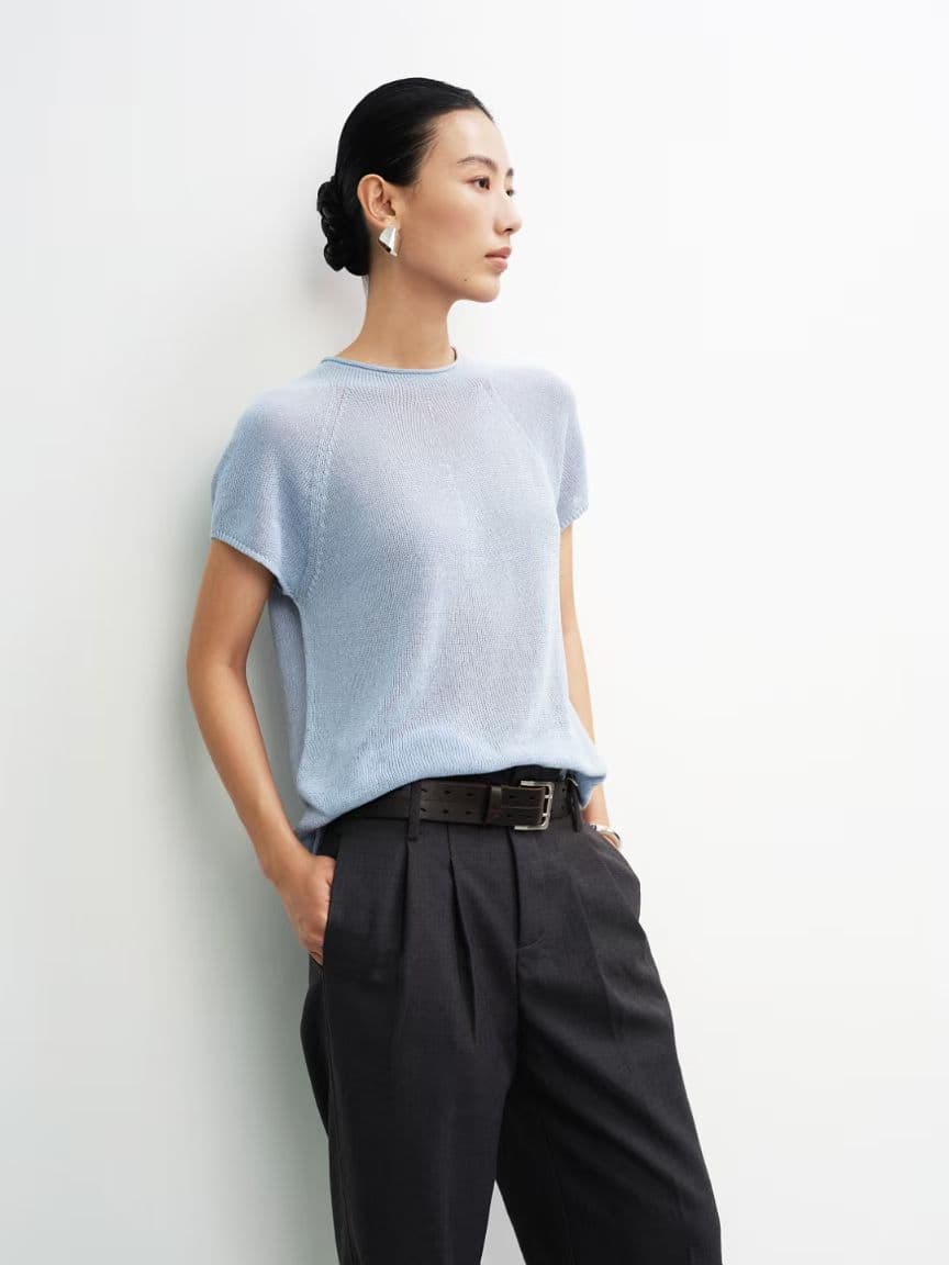 Import minimalistic respiratory knitted breathable sweater