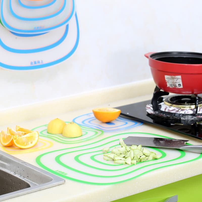 Kitchen transparent, bending frosted, classified cutting board plastic cutting fruit cutting board plastic cutting board