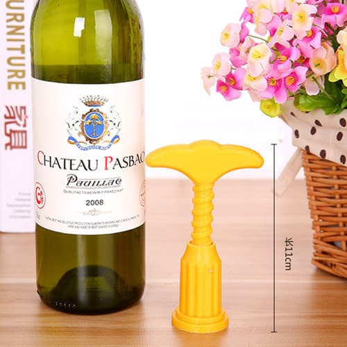 Creative universal bottle opener, plastic screwdriver 3