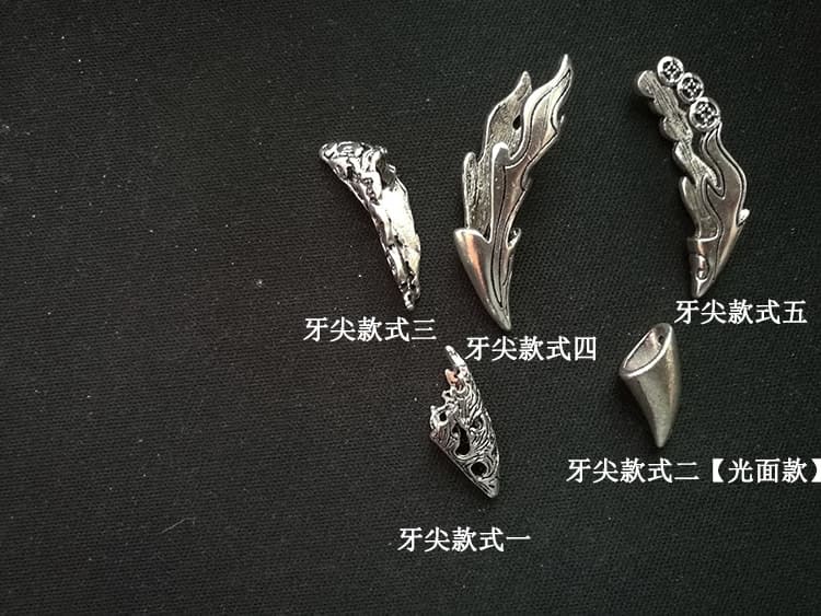 Wholesale Tibetan Silver Alloy Dental Pendant Accessories Dog Bags and Silver Tibetan Mastory Mastiff Inlays Dog braces accessories 5